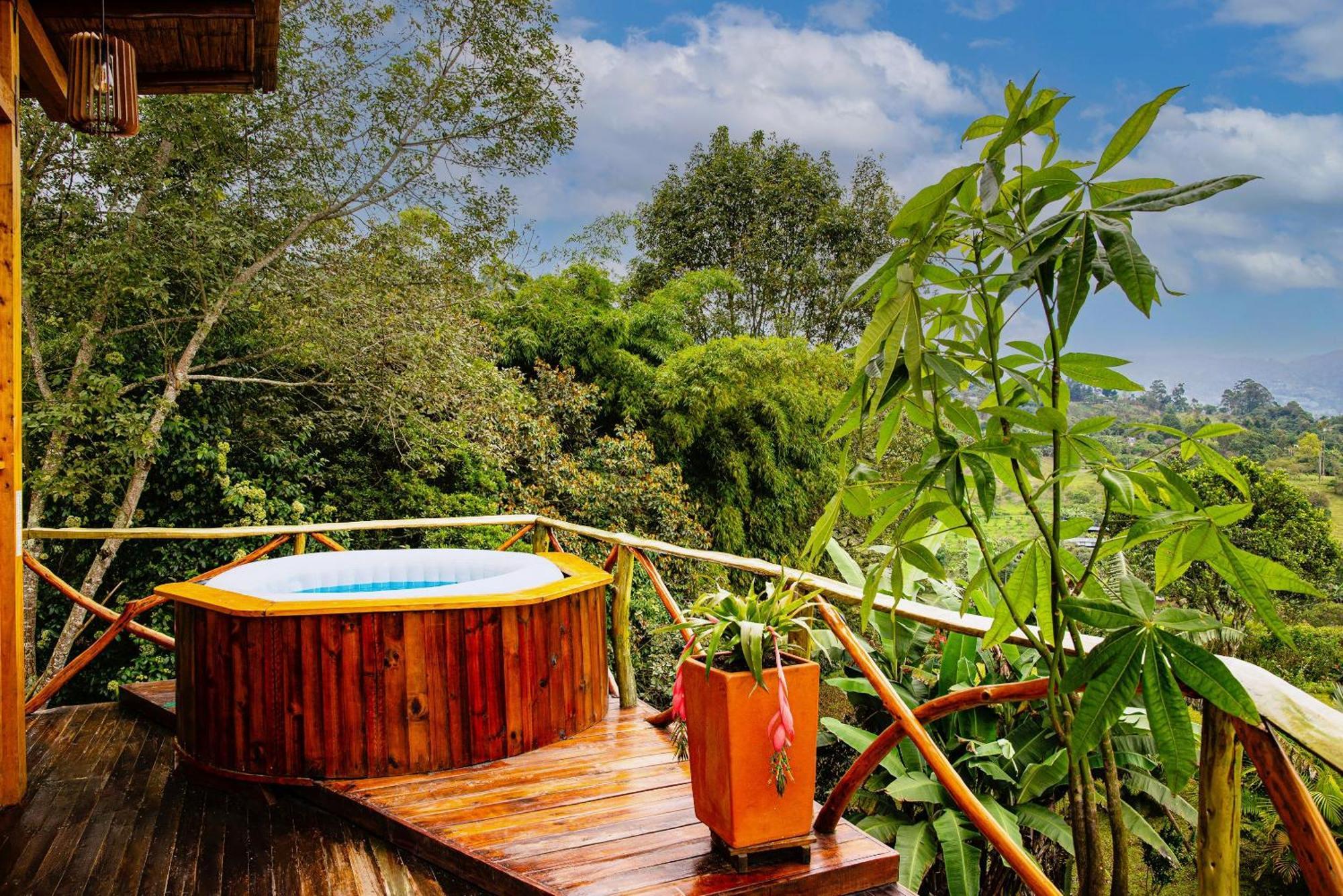 Baumhaus Rusticas Con Jacuzzi Privado Casa de Férias