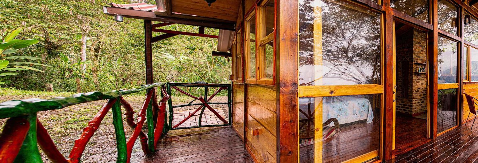 Baumhaus Rusticas Con Jacuzzi Privado Сasa de vacaciones